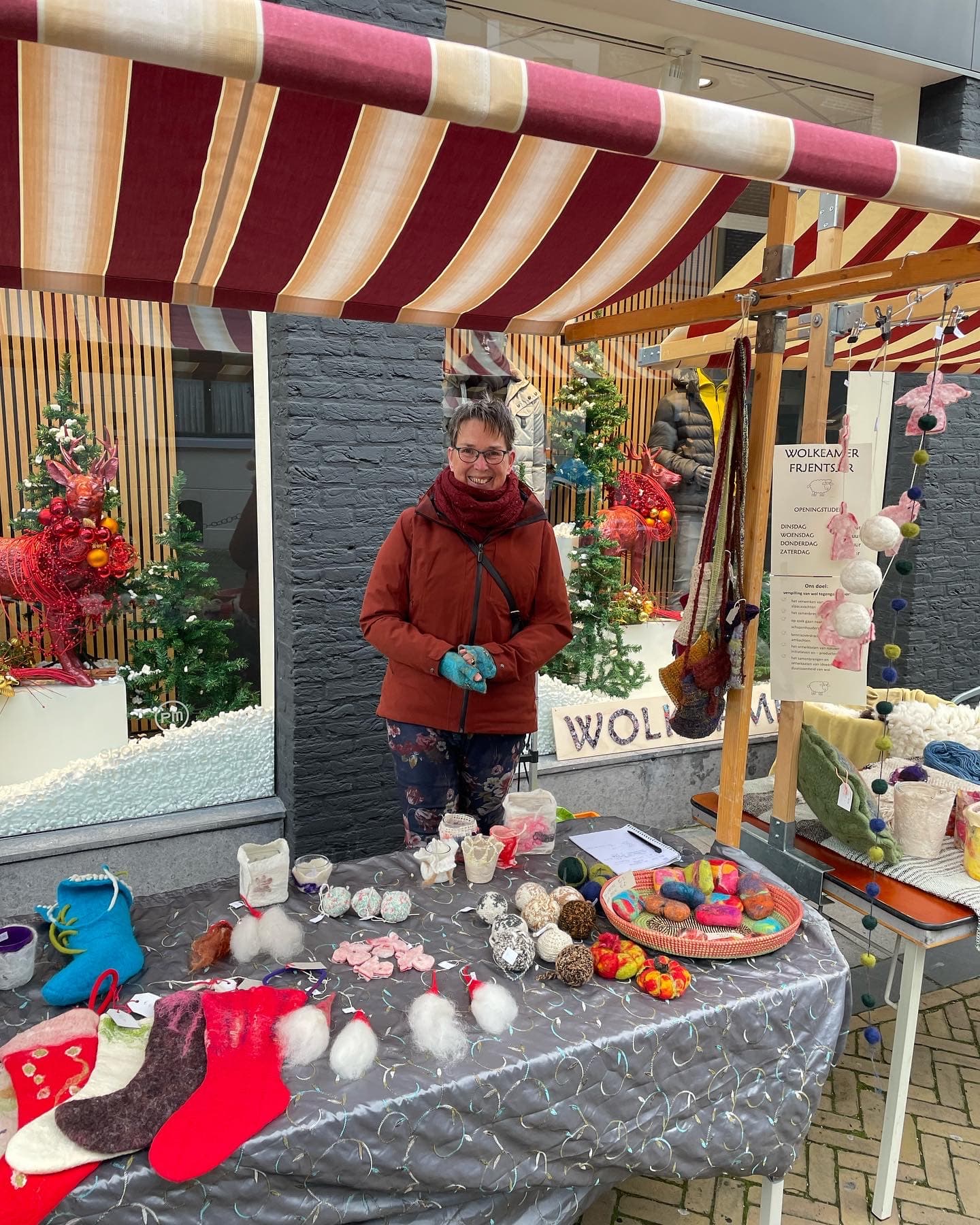 Kerstkramen in de binnenstad van Franeker